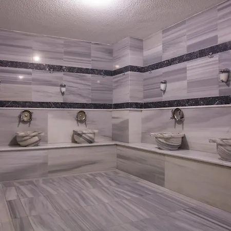 Отель Bfc & Sport